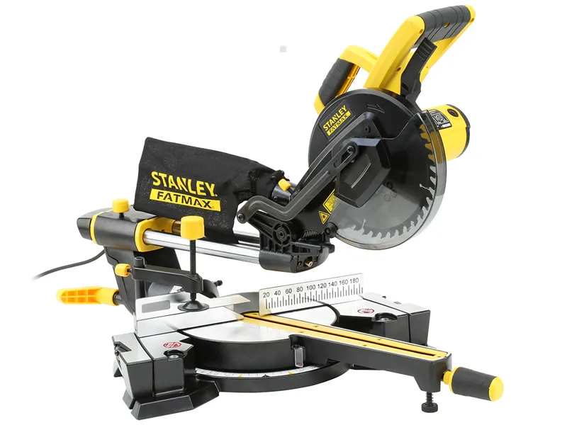 Stanley Pilarka ukosowa 216mm 1500W Fatmax  FME721 