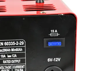 Geko Prostownik z rozruchem PTC75-B 6/12V G80020  - 6