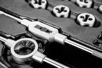 NEO Tools Zestaw narzędzi narzynki i gwintowniki zestaw 31 szt. wkładka 84-246 - 13