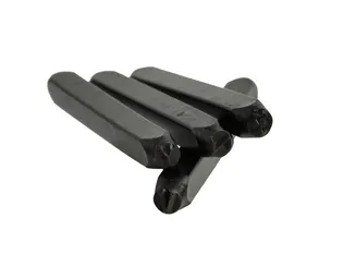 Geko Numeratory litery 4  mm G01808 - 2