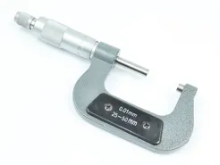 Quatros Mikrometr zewnętrzny 50-75mm QS15602 