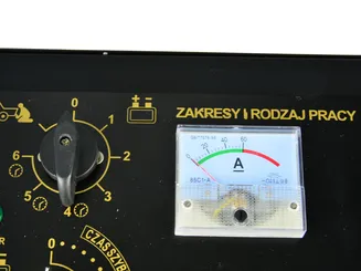 Geko Prostownik ładowarka z rozruchem CLASS 630 G80026  - 6