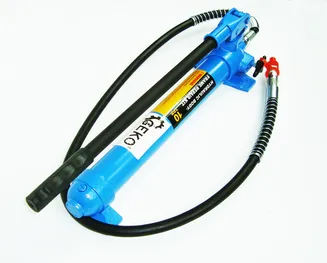 Geko Pompka hydrauliczna do rozpieraka 10t G02071  - 3