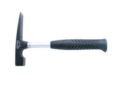 Kennedy Młotek murarski z trzonkiem rurowym stalowym 560g  KEN5257070K 