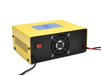 Geko Prostownik mikroprocesorowy LCD 6/12V 15A G80036 - 3