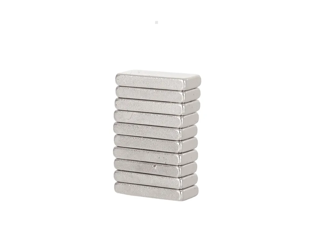 Geko Magnes neodymowy płytkowy 10x4x1.5mm 10szt. G02429